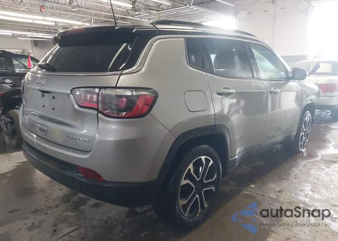 2024 Jeep Compass Limited 4X4 z USA, uszkodzony, nr VIN 3C4NJDCN5RT593940